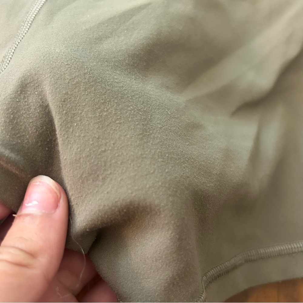 Lululemon Align High Rise Shorts 4” - Picture 6 of 7